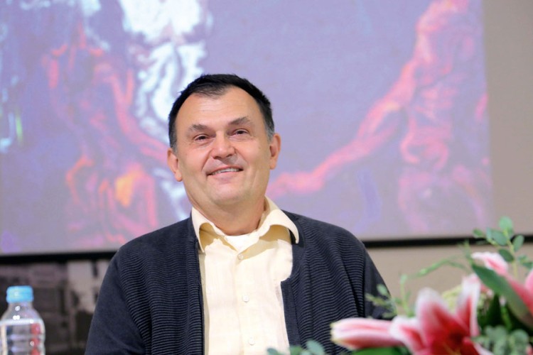 Željko Opačak za "Nezavisne": Bunt i sloboda pišu poeziju i slikaju slike