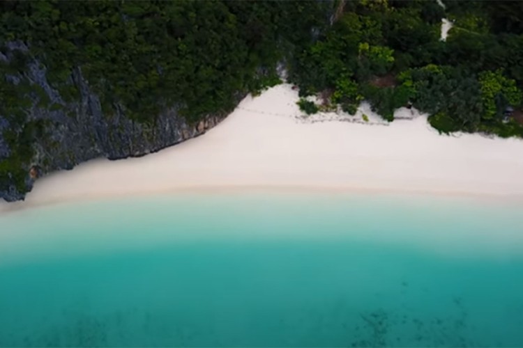Ponovo se otvara plaža koju je proslavio Dikaprio