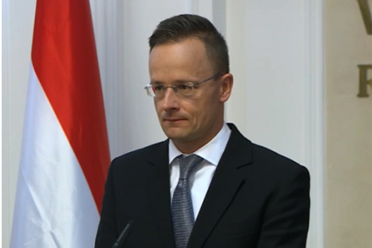 Sijarto: Evropski lideri da prvo poslušaju Dodika