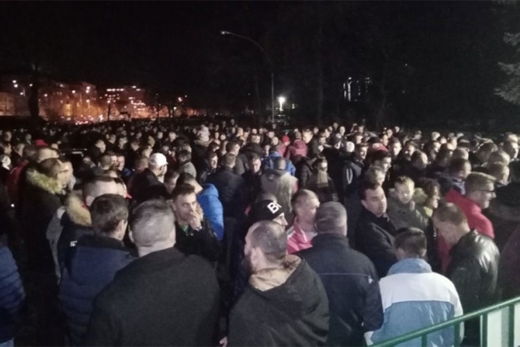 Hiljade ljudi na ulicama rudarskih gradova: Evo im sada znak, neka vide koliko vrijedi rudar