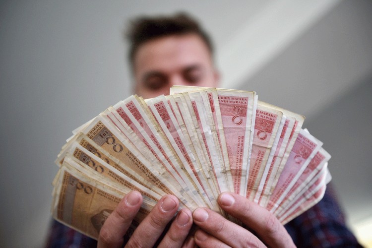 Koliku platu žele građani BiH?