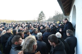 Vučić: Došao sam da slušam i rešimo bar deo problema