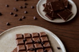 Čokoladna maska za lice: Recept protiv podočnjaka i suve kože