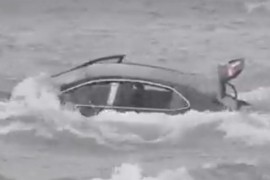 Do ruba Slapova Niagare doplutao auto, u njemu pronađena mrtva žena