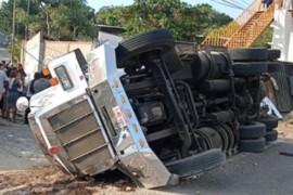 U prevrtanju kamiona u Meksiku najmanje 53 žrtve