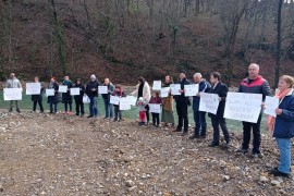 Mještani Sanice ponovo protestovali: Uništena je duša rijeke
