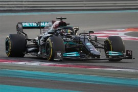 Mercedes uputio žalbu na kraj trke u Abu Dabiju