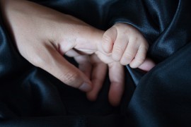 Istorijska presuda: Istopolni roditelji moraju biti priznati kao ...