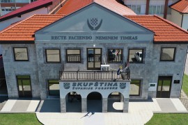 Izmijenjen Ustav PK-a: Priznati srpski jezik i ćirilično pismo