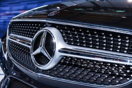 Mercedes "časti" 100.000 radnika sa po 6.000 evra