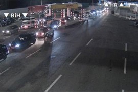 Gužva u Gradišci na ulazu u BiH