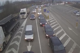 Pojačana fekvencija vozila na ulasku u BiH iz Hrvatske