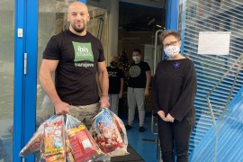 Iron Puki paketićima obradovao djecu Roditeljske kuće