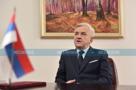 Čubrilović za "Nezavisne": Nadležnosti se ne mogu vratiti ekspresno