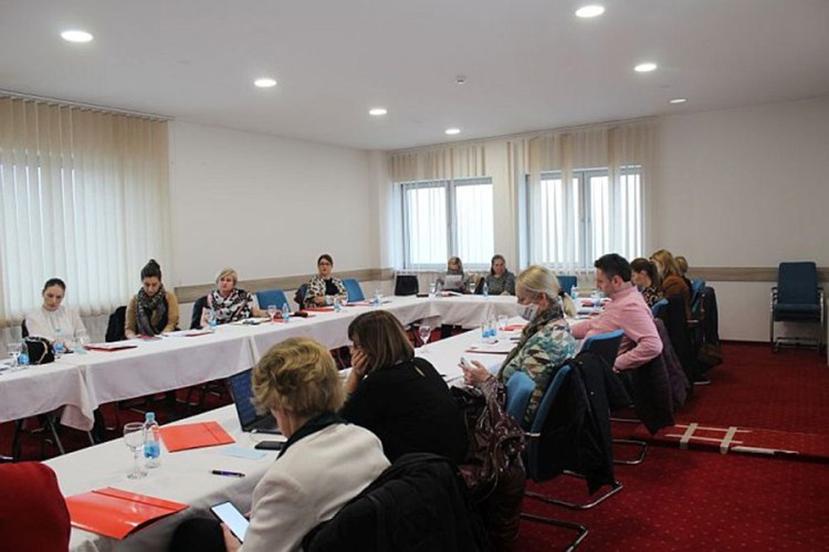 "Udružene žene" organizuju okrugli sto o seksualnom nasilju