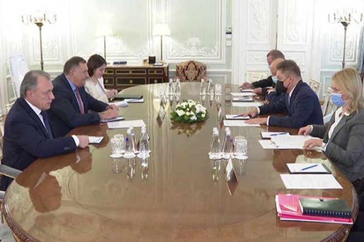 Dodik: Nijedno pitanje ne može da zaustavi izgradnju gasovoda od Rače do Banjaluke