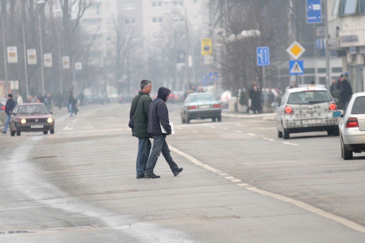 Policija ove godine ispisala manje kazni pješacima u RS