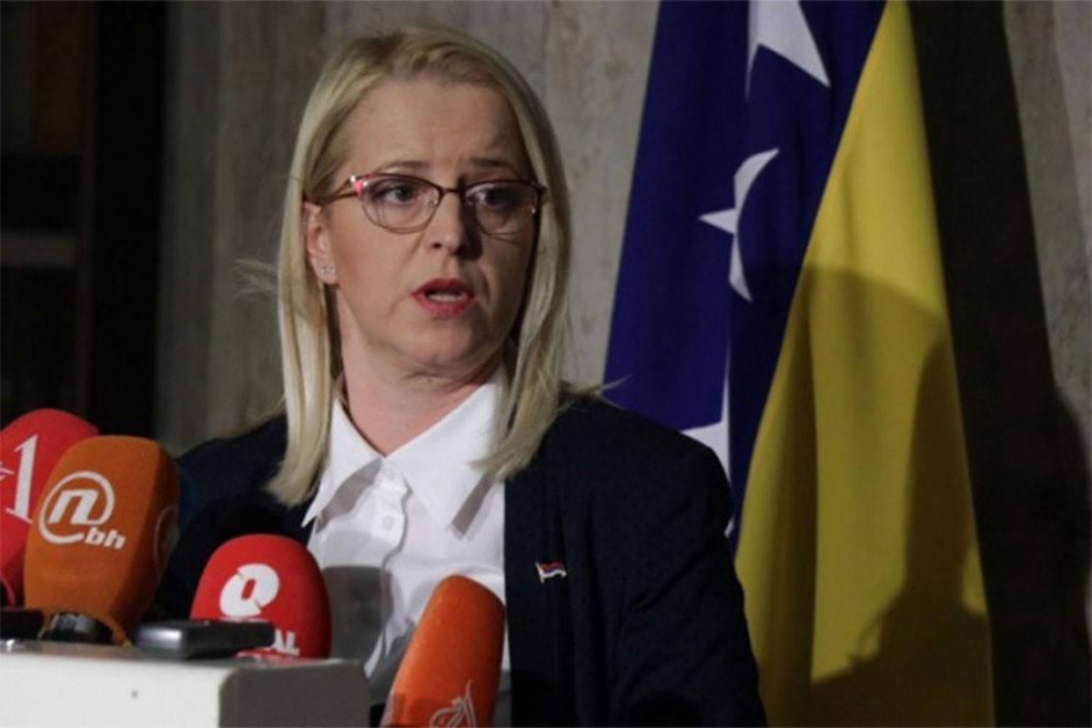 Novaković Bursać: Šmitovo pismo pokušaj da izađu iz situacije koju su sami napravili