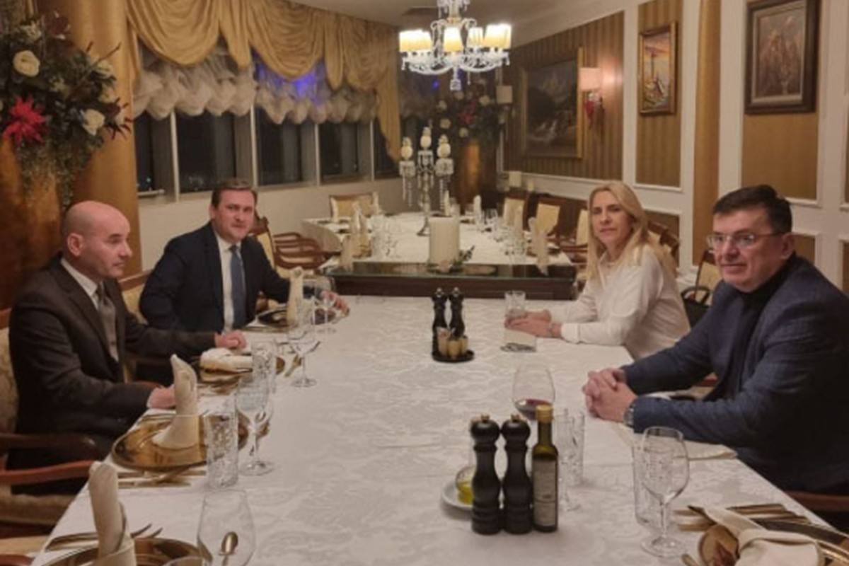 Cvijanović i Tegeltija razgovarali sa Selakovićem o zasjedanju parlamenta Srpske