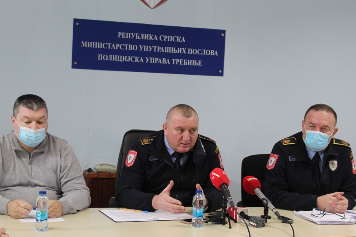 Laketa: Paljenje auta policijskom inspektoru pali alarm