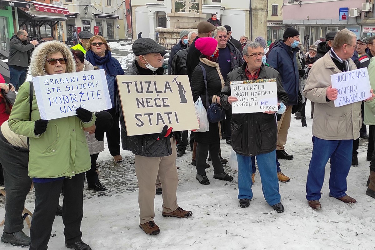 Tuzlanski penzioneri: "Molimo vlast da se sjete da smo živi"