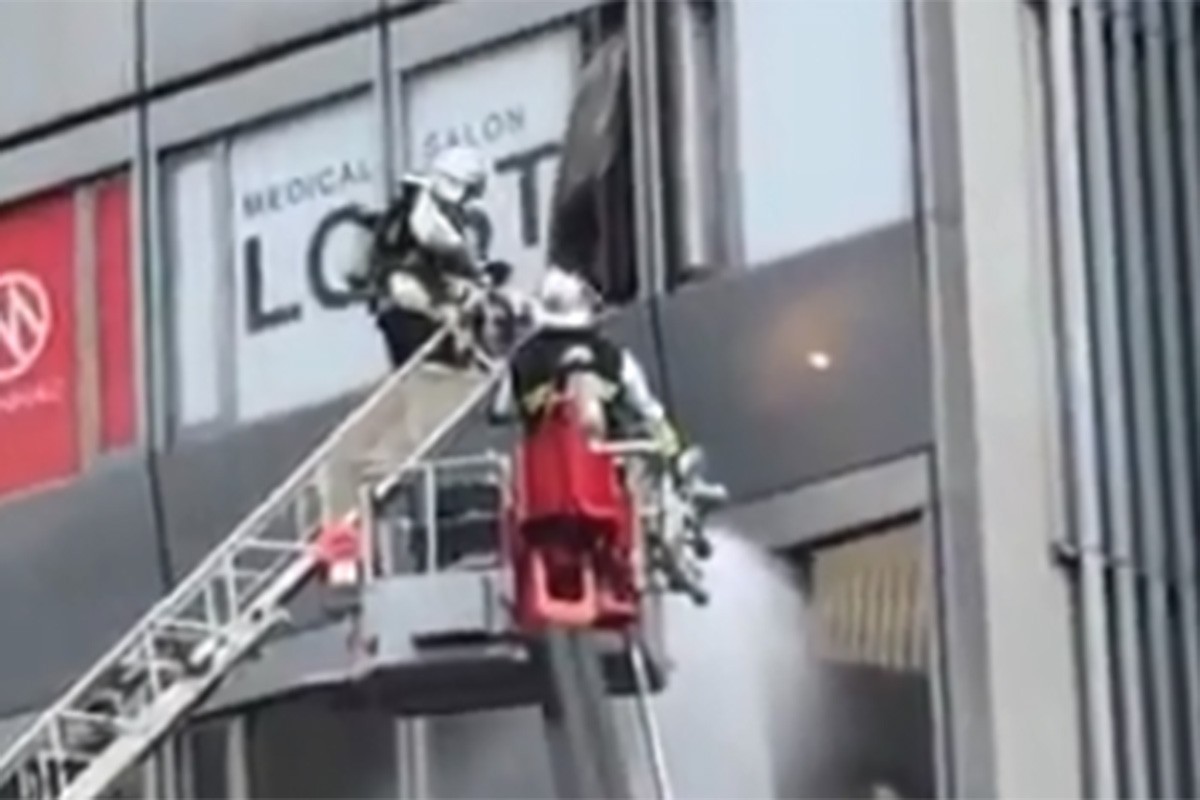 U požaru na klinici nastradalo 27 osoba