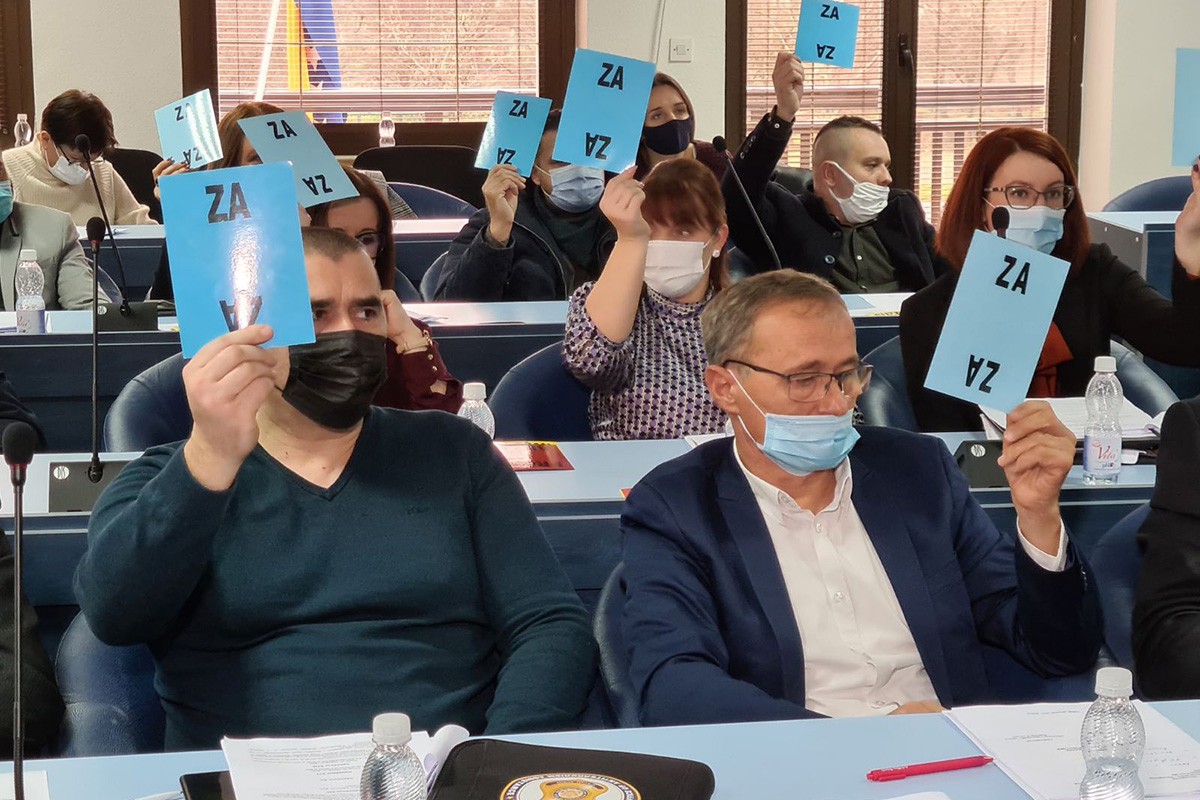 ZHK jedini nije sproveo odluku Suda: Konstitutivnost Srba primijeniti na realan život