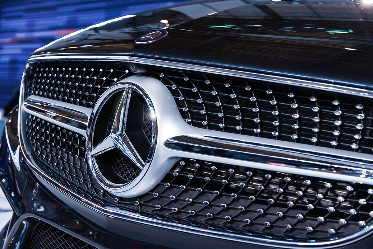 Mercedes "časti" 100.000 radnika sa po 6.000 evra