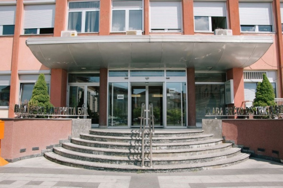 Zvaničnici Brčkog: Ljudi normalno žive, nepotrebne NATO trupe