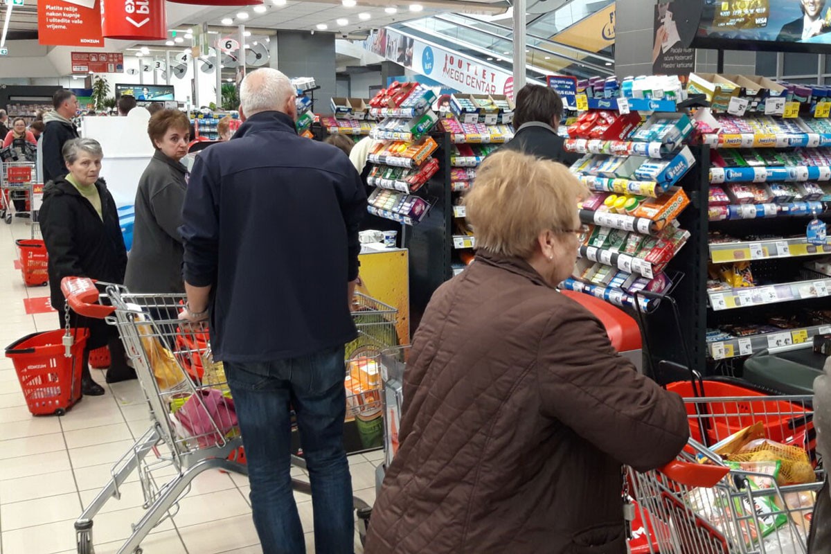 Priprema praznične trpeze napunila trgovine širom BiH