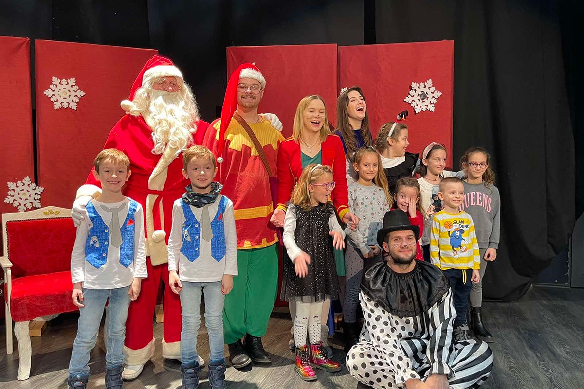 Rotaract club Banjaluka "Mrvicama" podijelio 70 paketića