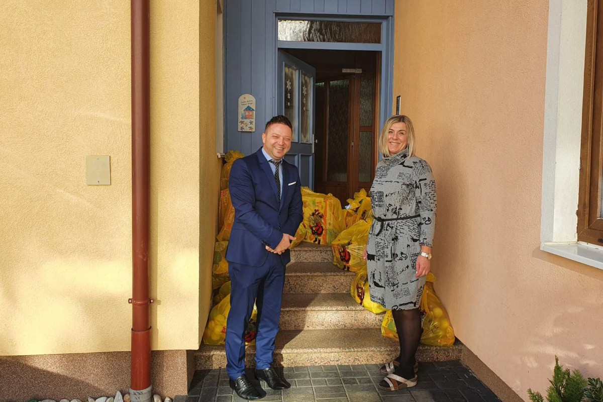 Bosnalijek osigurao novogodišnje paketiće djeci iz Centra "Duga"
