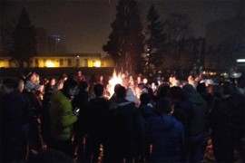 Upriličeno nalaganje badnjaka u Hramu Svete Trojice Banjaluci