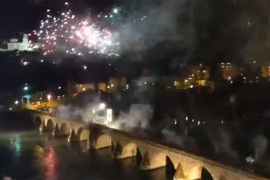 U čast Srpske "Delije" priredile bakljadu i vatromet u Višegradu