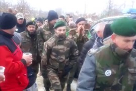 Uniformisani ljudi sa Zelenim beretkama u Bužimu uzvikivali "Alahu ...