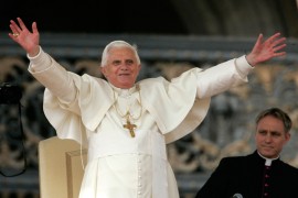 Bivši papa priznao lažnu izjavu tokom istrage o seksualnom ...