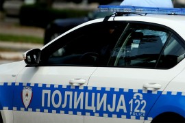Presretač "pokupio" dva policajca