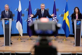 Stoltenberg: Pozivamo Rusiju da odmah deeskalira situaciju