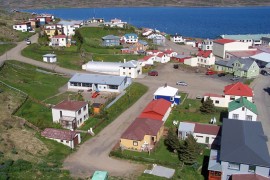 Lijep, ali jeziv: Islandski grad vještica, mračnih priča i divovske ...