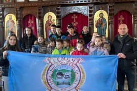 Lijepa tradicija: Paketići za djecu srpskih povratnika u Sanski Most