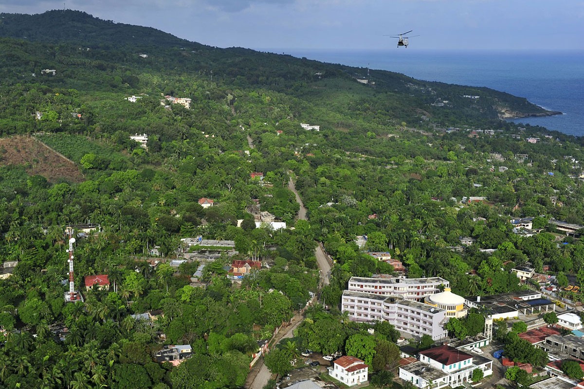Premijer Haitija preživio atentat