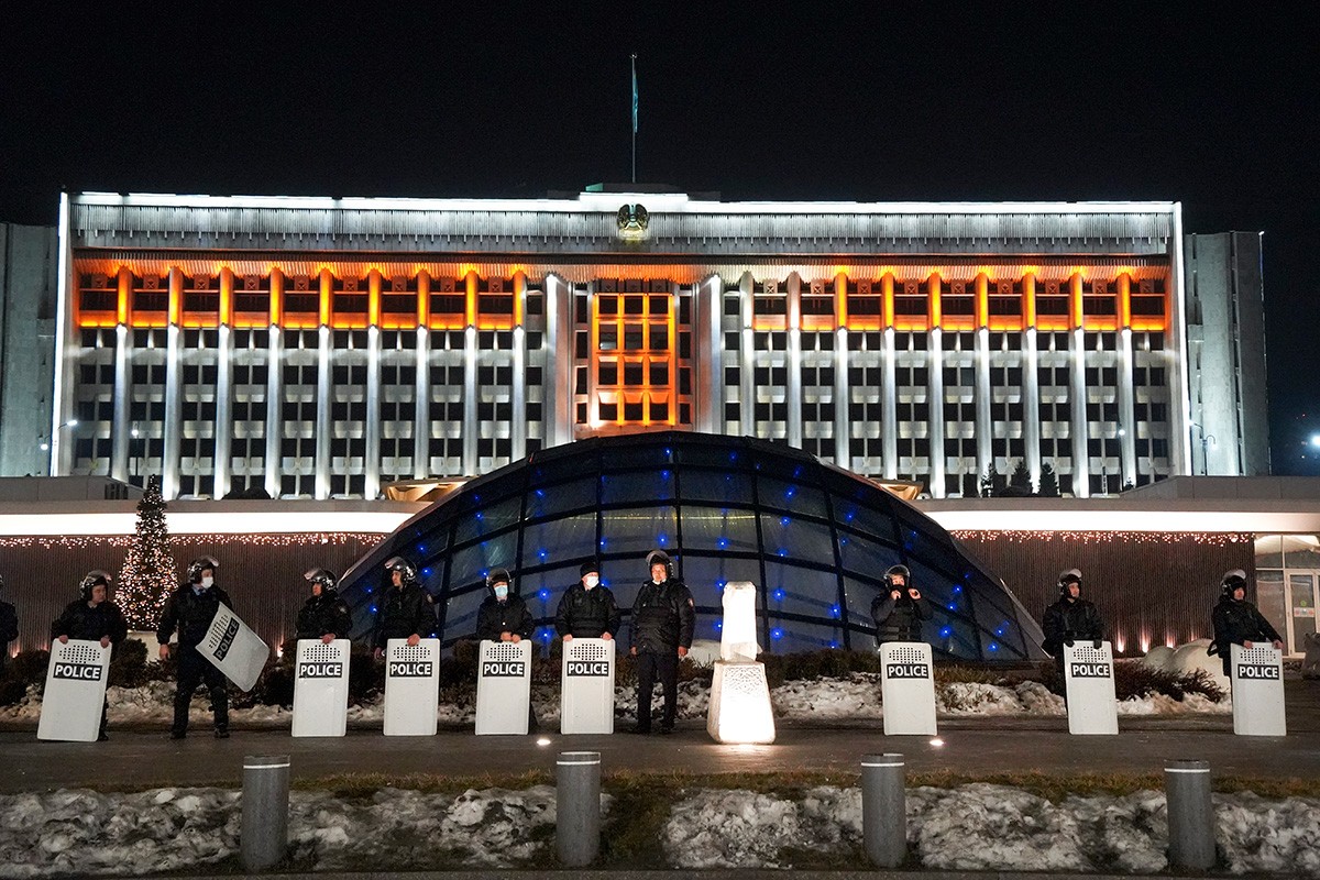 Pala vlada Kazahstana nakon protesta zbog cijene goriva