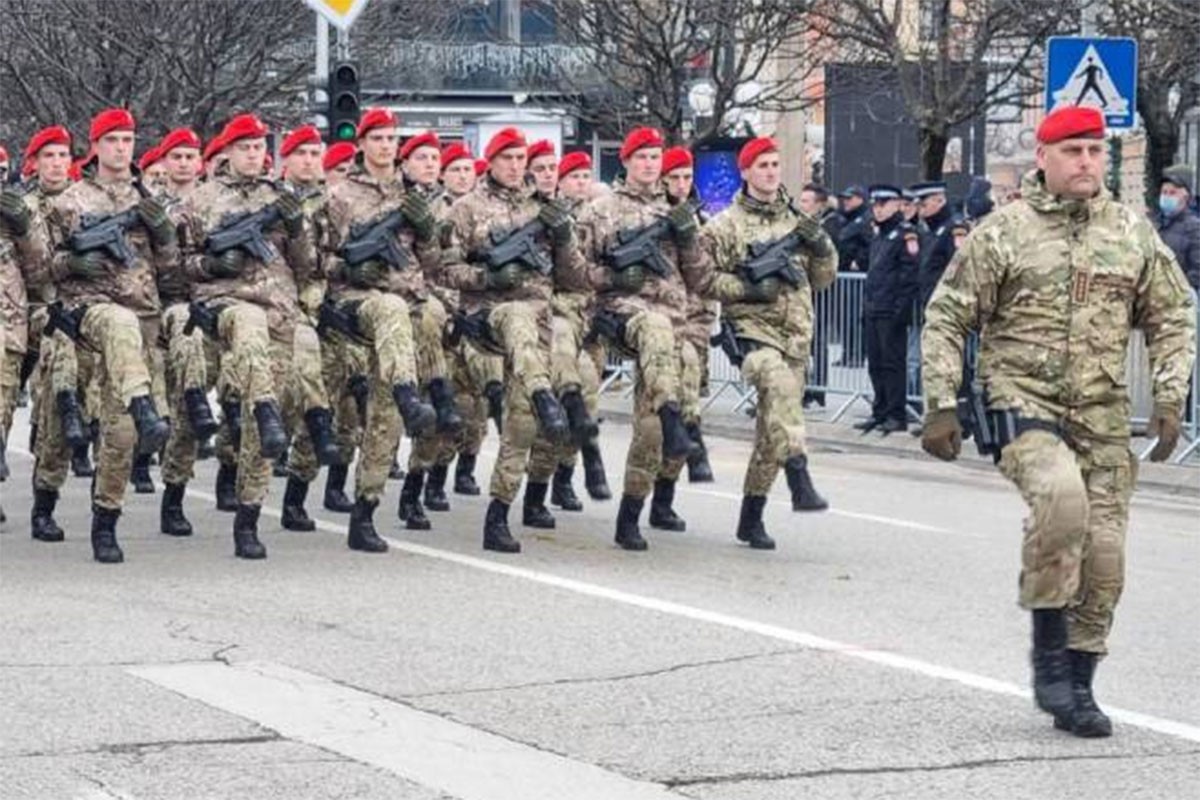 Na Trgu Krajine u Banjaluci generalna proba za svečani defile povodom 9. januara