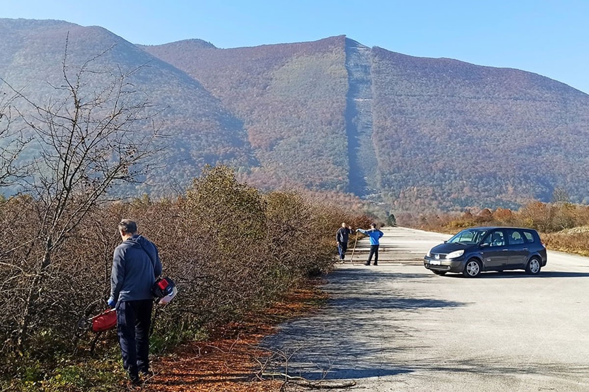 Na Željavi pokreću školu ultralakog letenja
