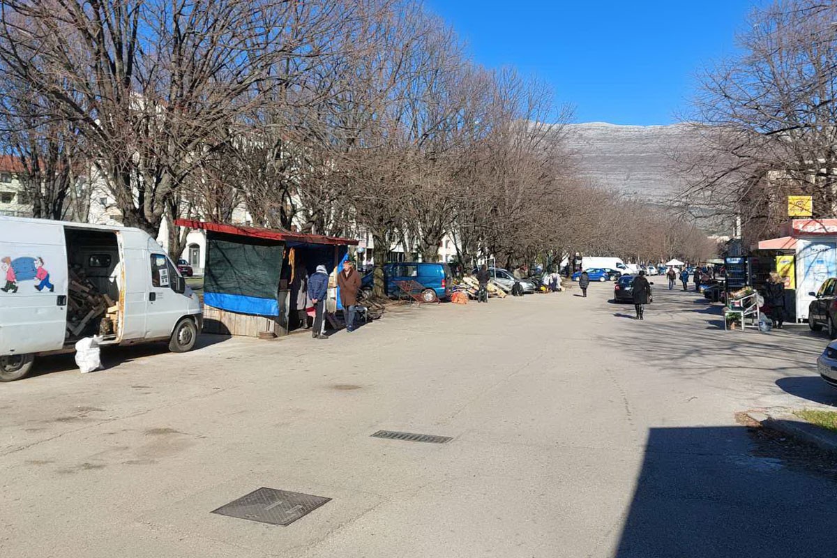 Divlja pijaca u Trebinju biće uklonjena