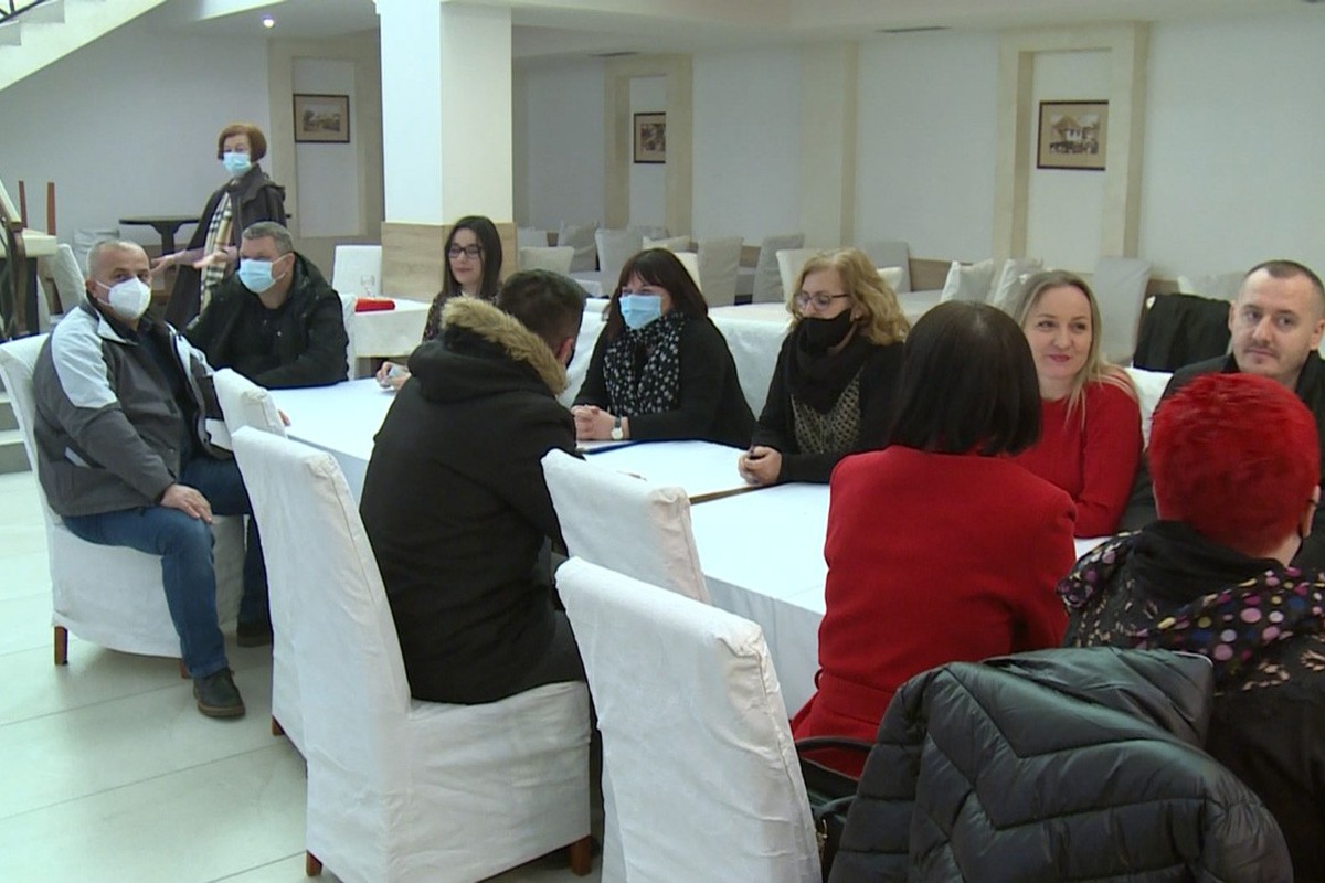 Prosvjetari ogorčeni što im je Vlada umanjila grant