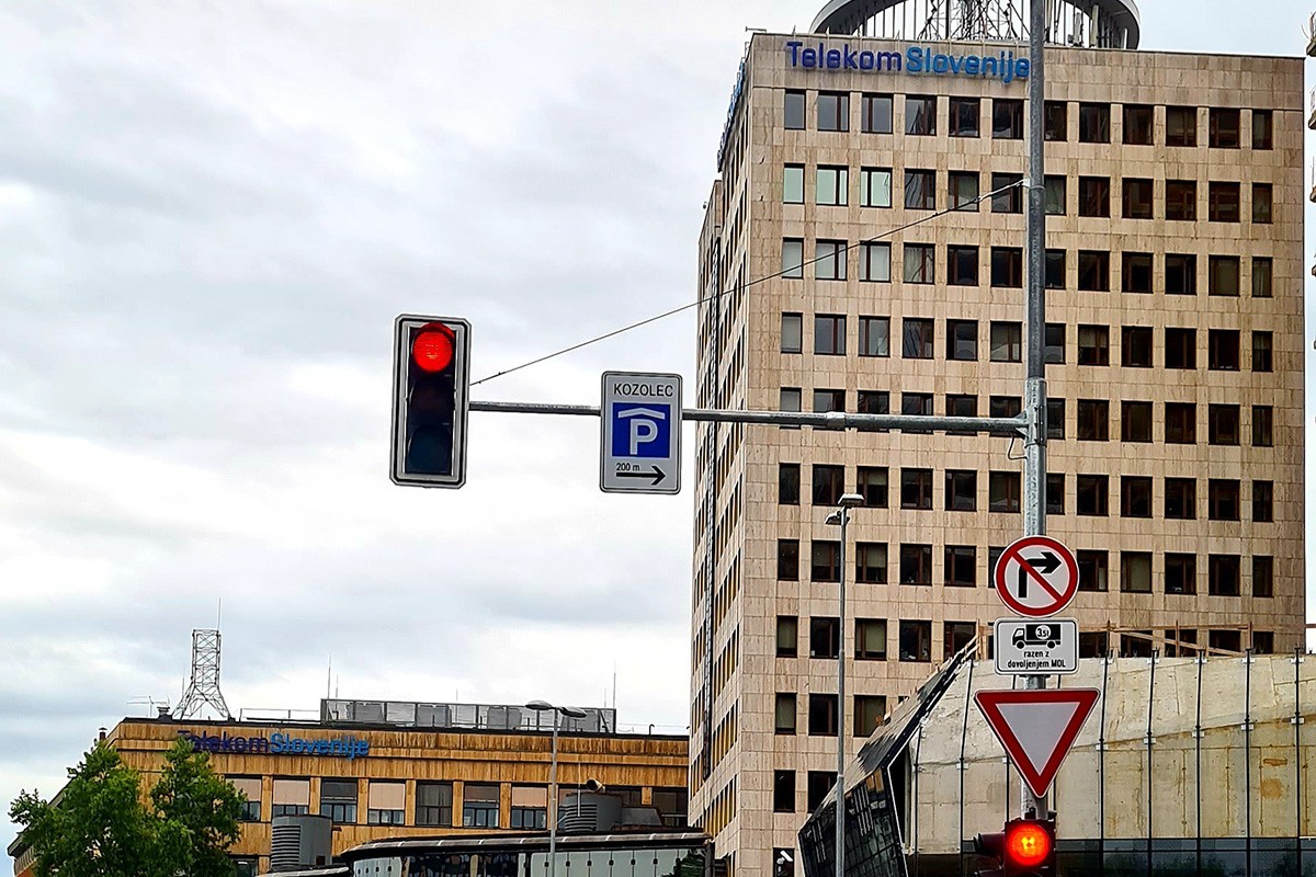 Slovenija razmišlja o prodaji "Telekoma"