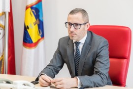 Tomaš: Opština će pomoći stambeno zbrinjavanje tri porodice