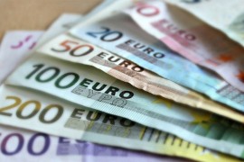 Slovenija: Sindikati traže povećanje plata, prijete štrajkom