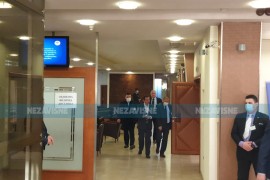 Nebojša Vukanović udaljen sa sjednice Narodne skupštine Republike ...